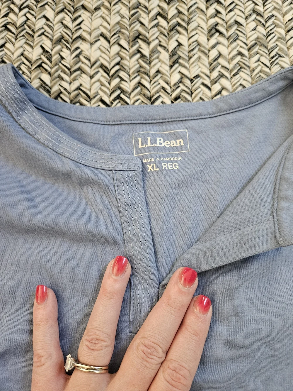 L.L. Bean Long Sleeve Tees in Teal, Aqua & Light Blue - Picture 3 of 5